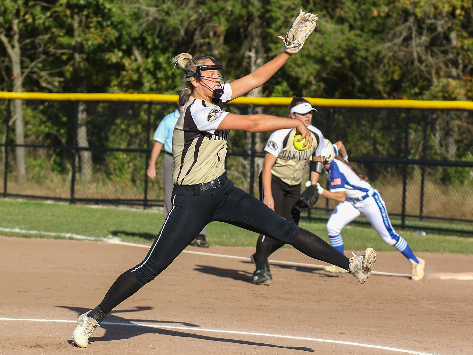 Northwest Cedar Hill vs. Oakville softball